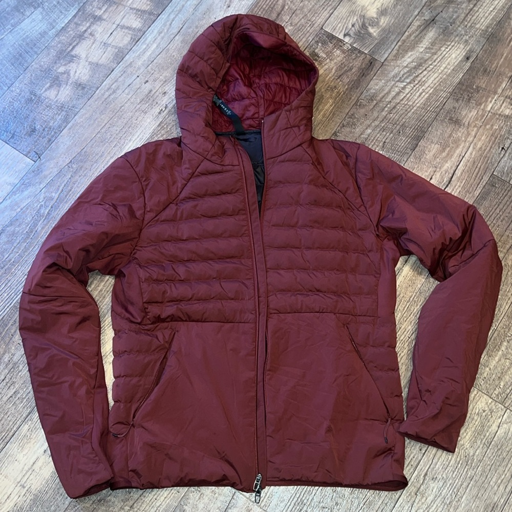 Lululemon Down For It All Hoodie
Color-Savannah